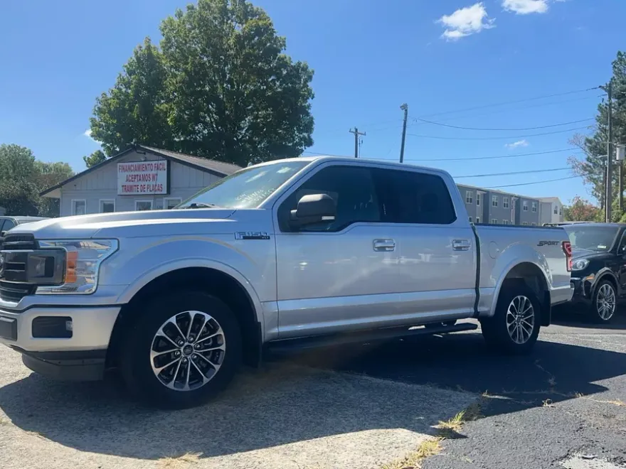2018 Ford F-150 XLT photo 1