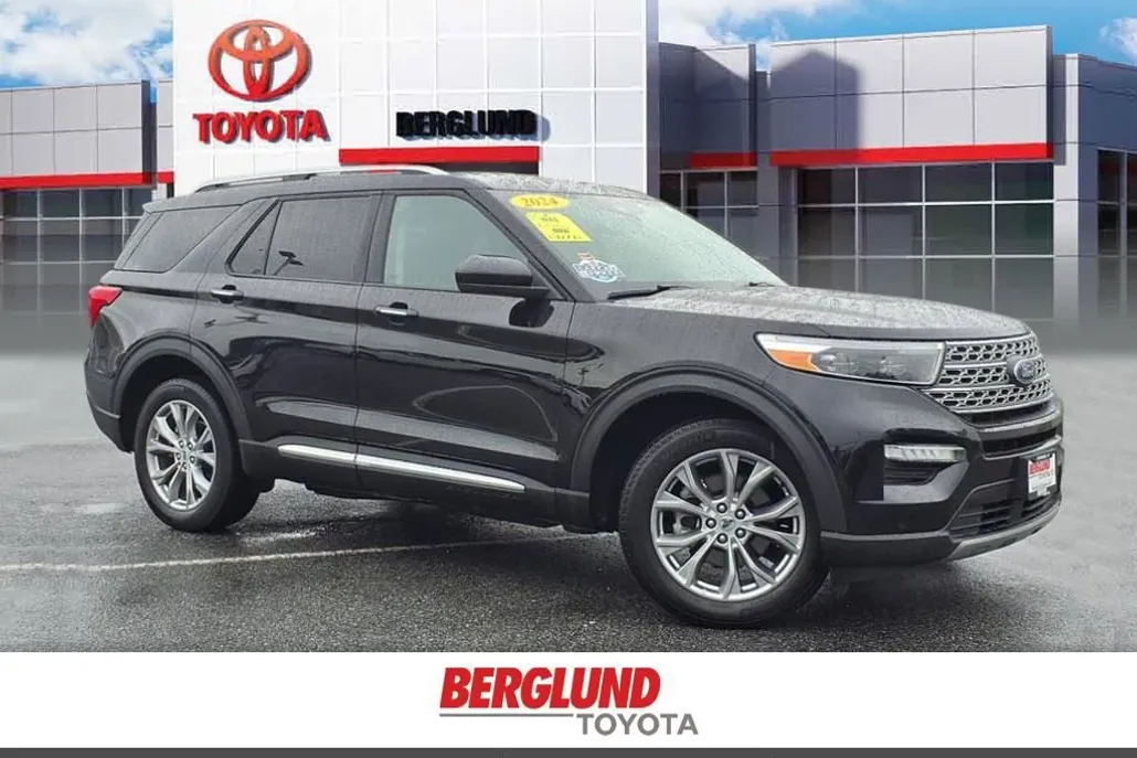 2024 Ford Explorer Limited photo 1
