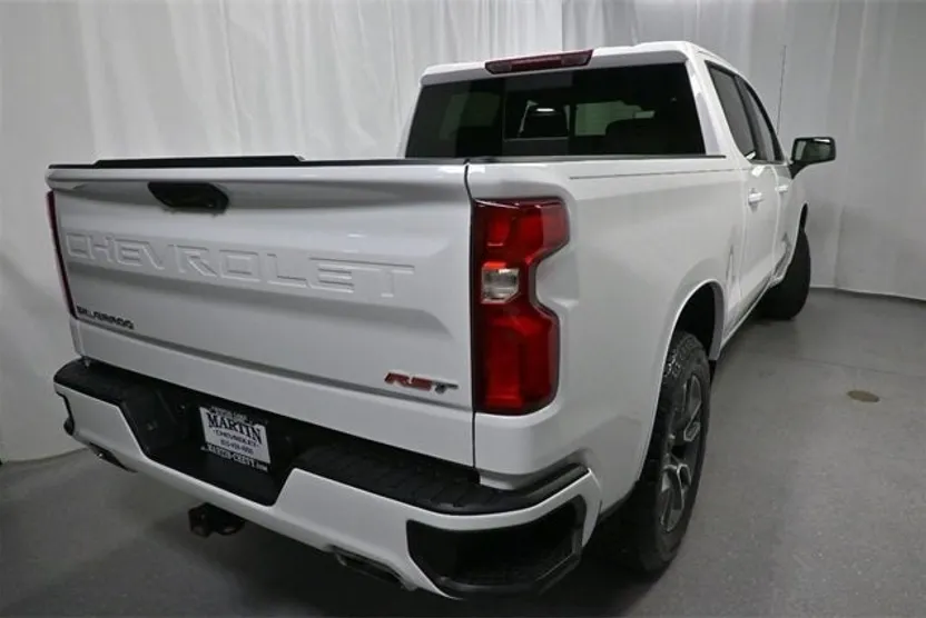 2023 Chevrolet Silverado 1500 RST photo 1
