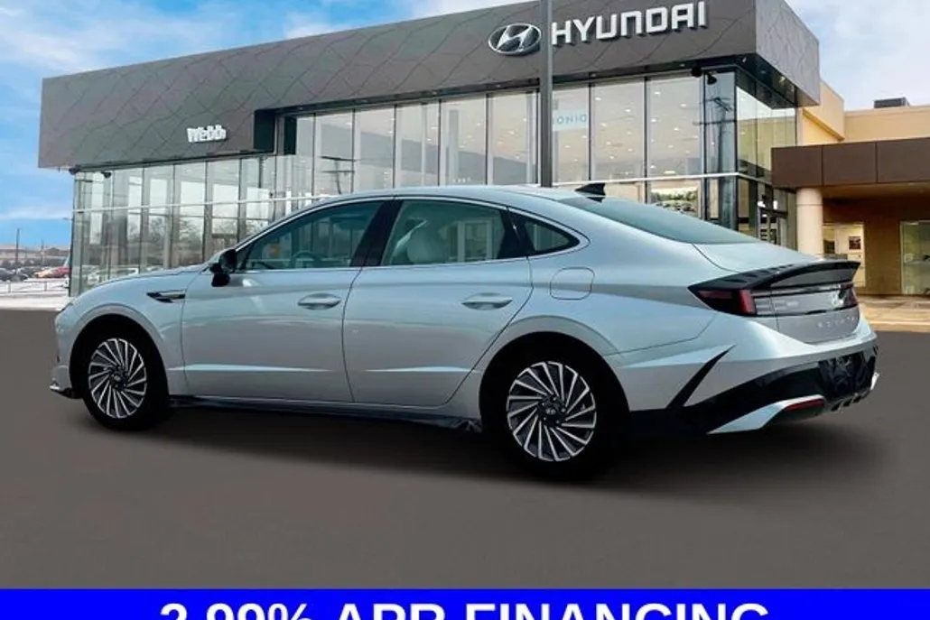 2025 Hyundai Sonata Hybrid SEL photo 1