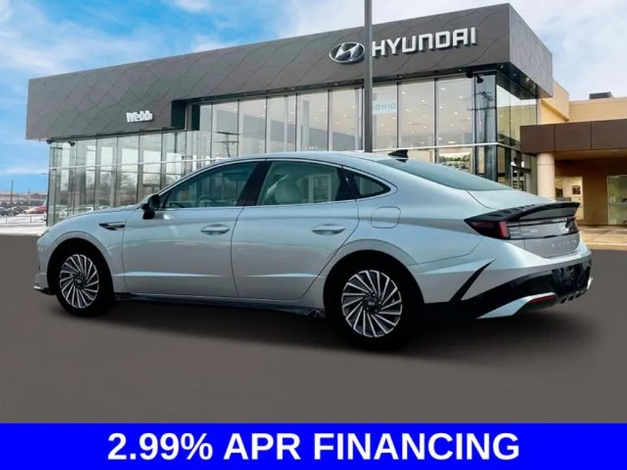 2025 Hyundai Sonata Hybrid SEL photo 1