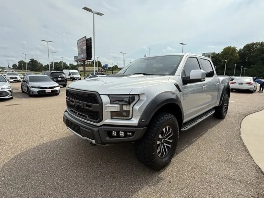 2019 Ford F-150 Raptor photo 1