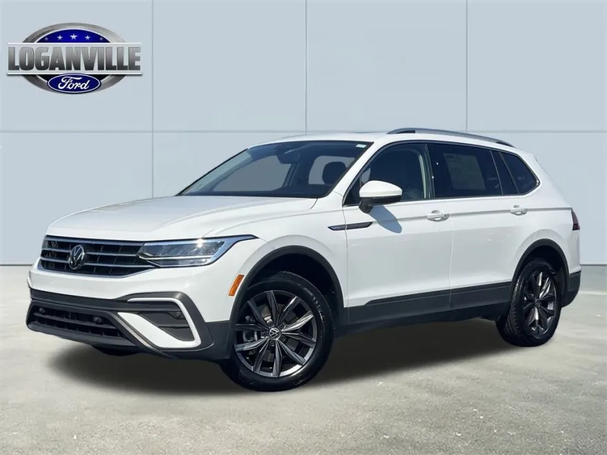 2022 Volkswagen Tiguan SE photo 1