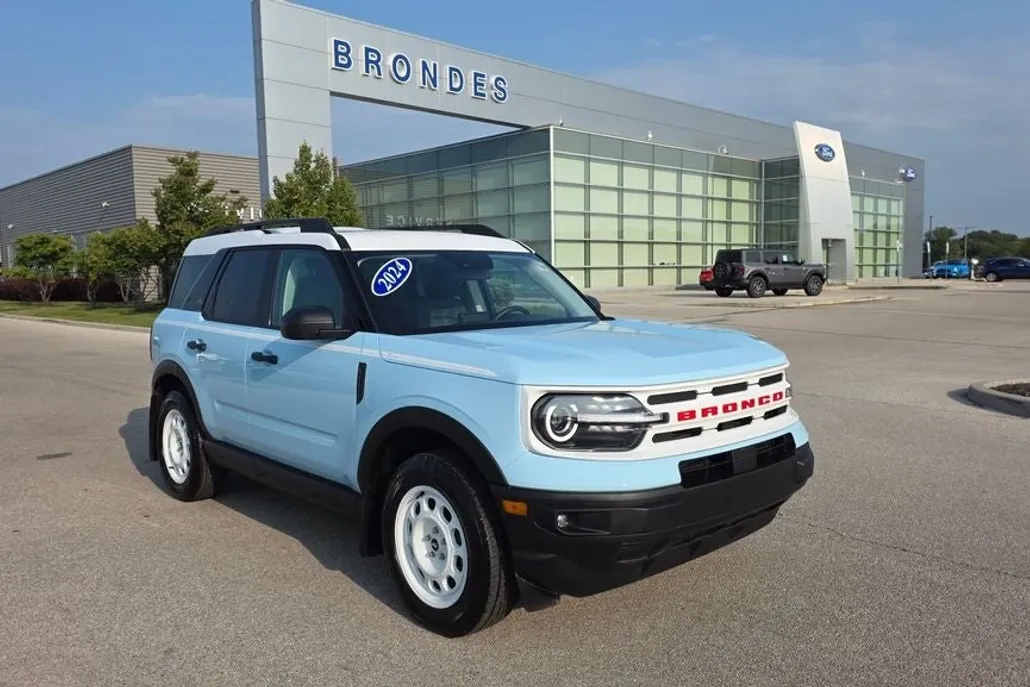 2024 Ford Bronco Sport Heritage photo 1