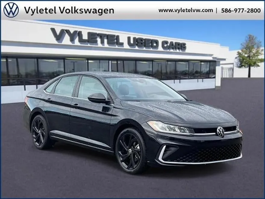 2025 Volkswagen Jetta SE photo 1
