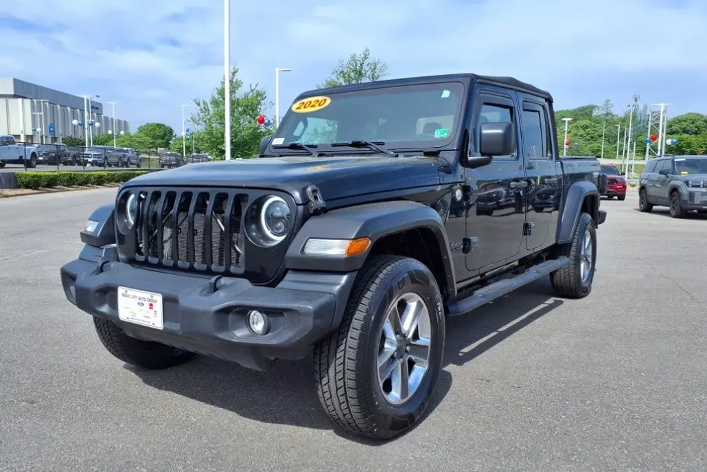 2020 Jeep Gladiator Sport S photo 1