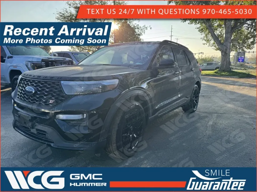 2021 Ford Explorer ST photo 1