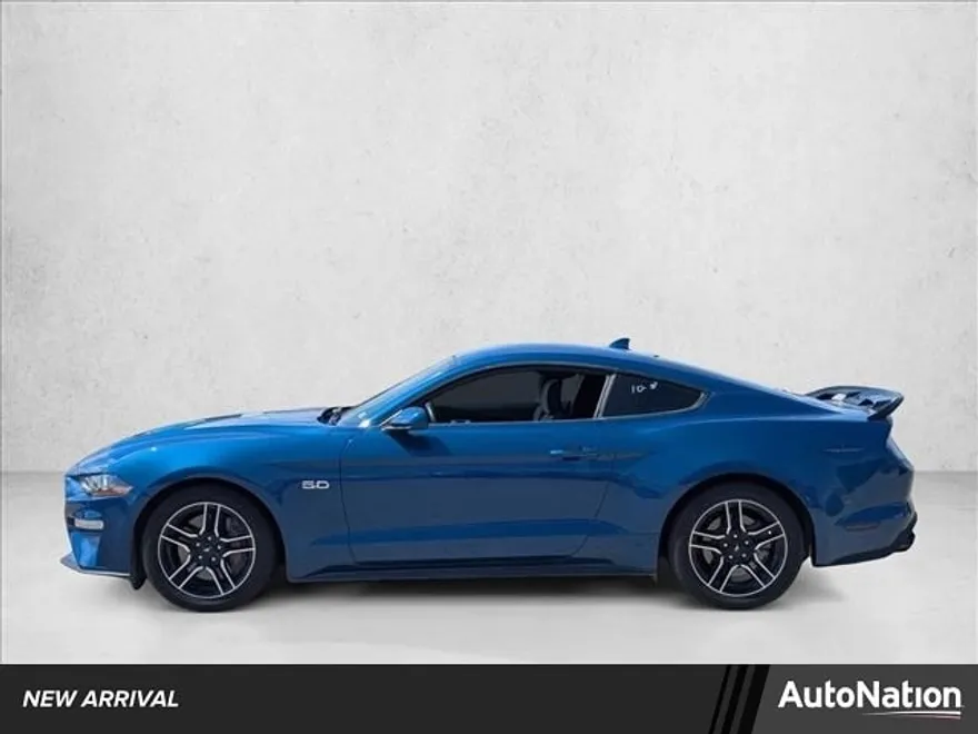2022 Ford Mustang GT photo 1