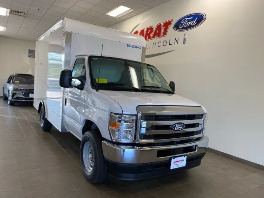 2026 Ford E-350 Base photo 1