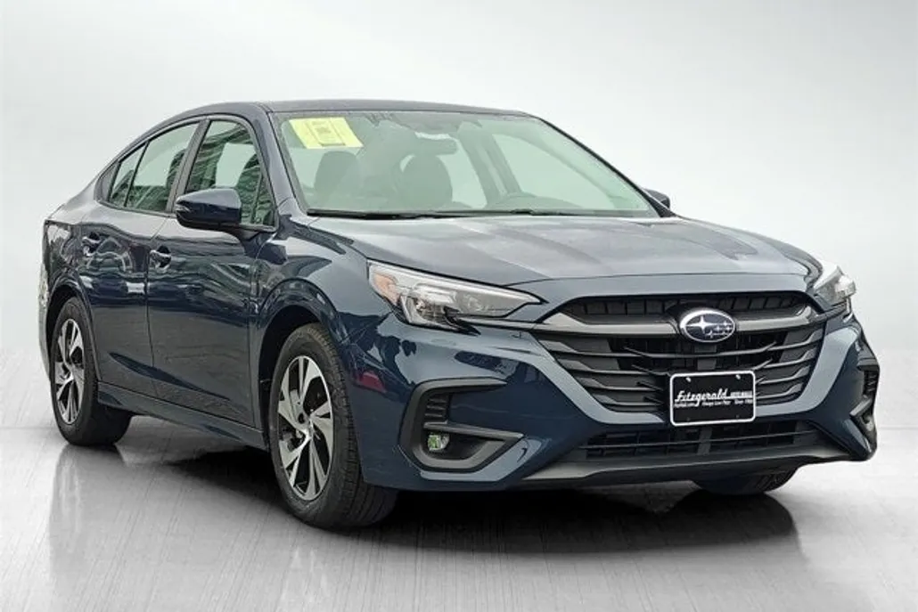 2025 Subaru Legacy Premium photo 1