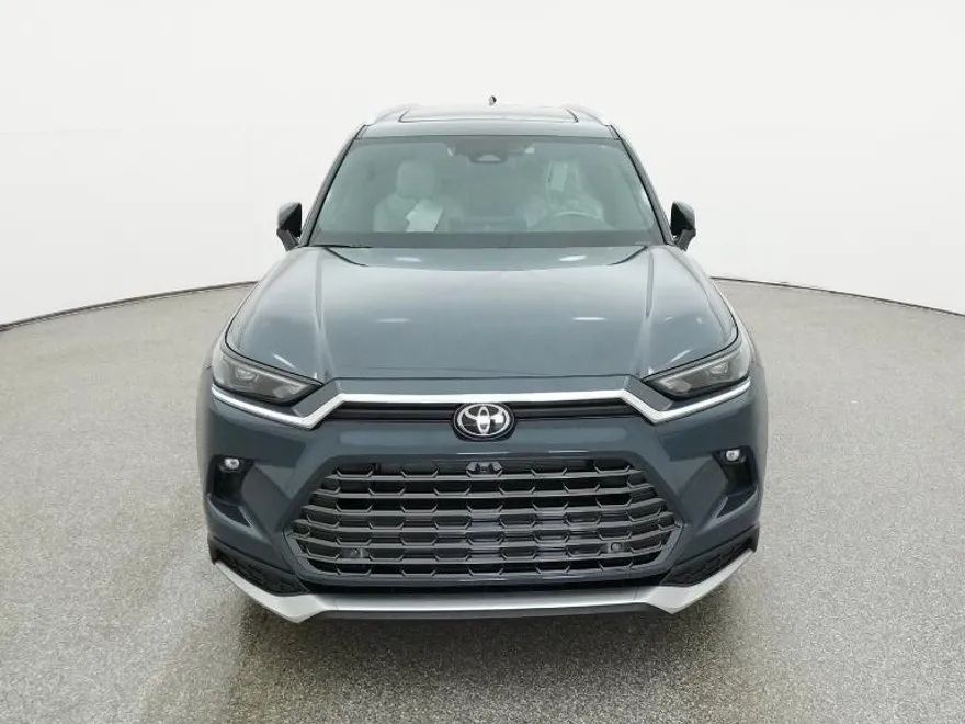 2025 Toyota Highlander Hybrid Platinum photo 1