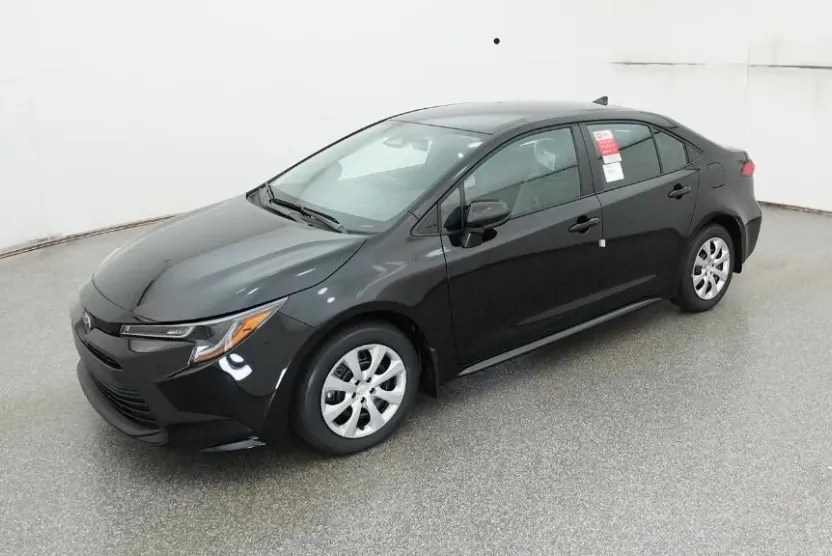 2026 Toyota Corolla LE photo 1