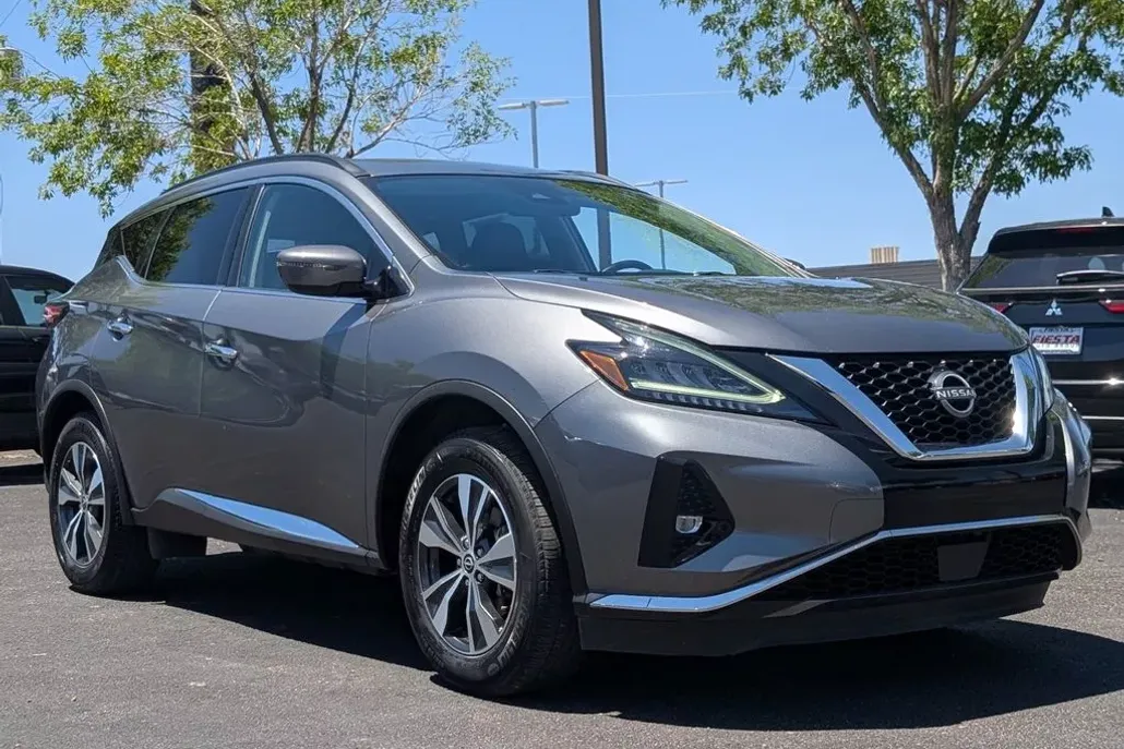 2023 Nissan Murano SV photo 1