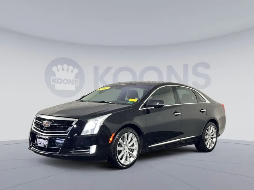 2017 Cadillac XTS Luxury photo 1