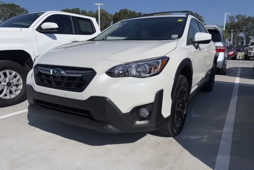 2023 Subaru Crosstrek Premium photo 1