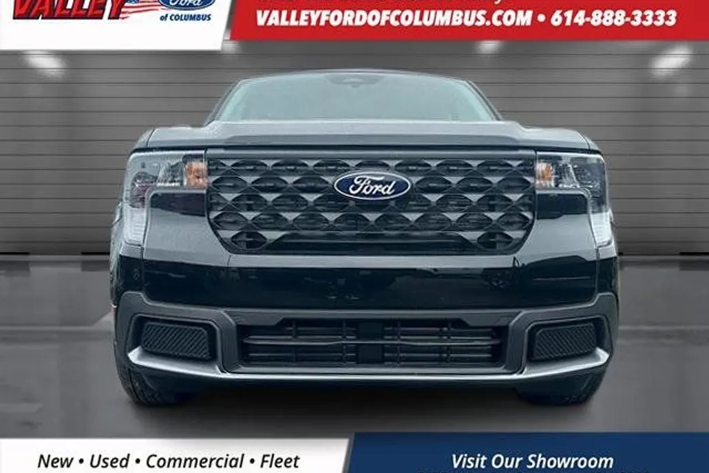 2025 Ford Maverick XLT photo 1