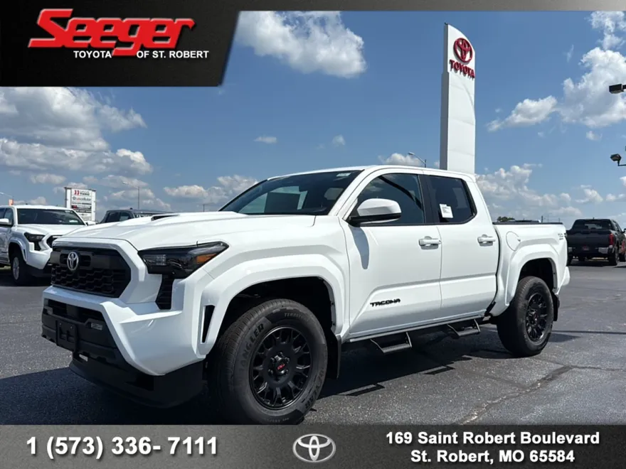 2025 Toyota Tacoma TRD Sport photo 1