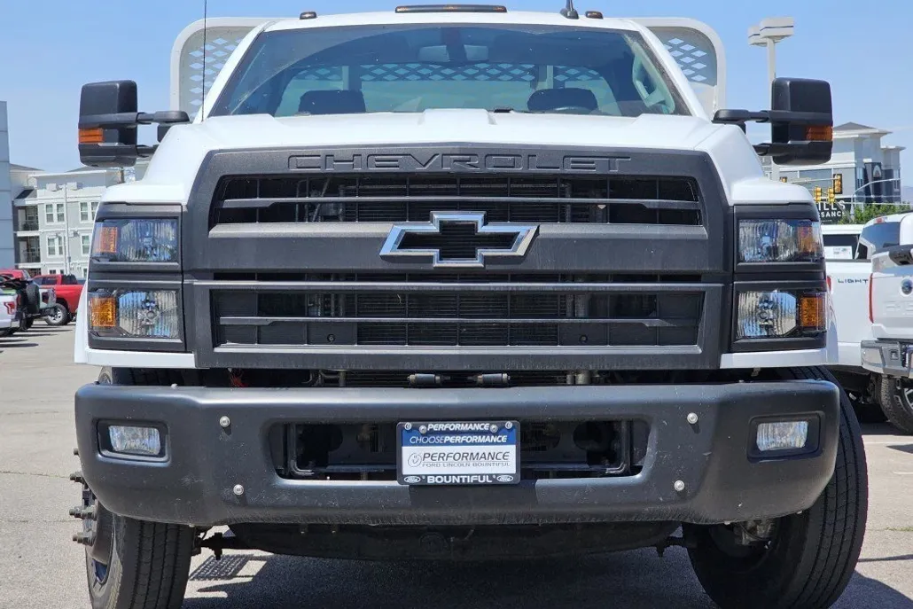2023 Chevrolet Silverado 5500HD Work Truck photo 1