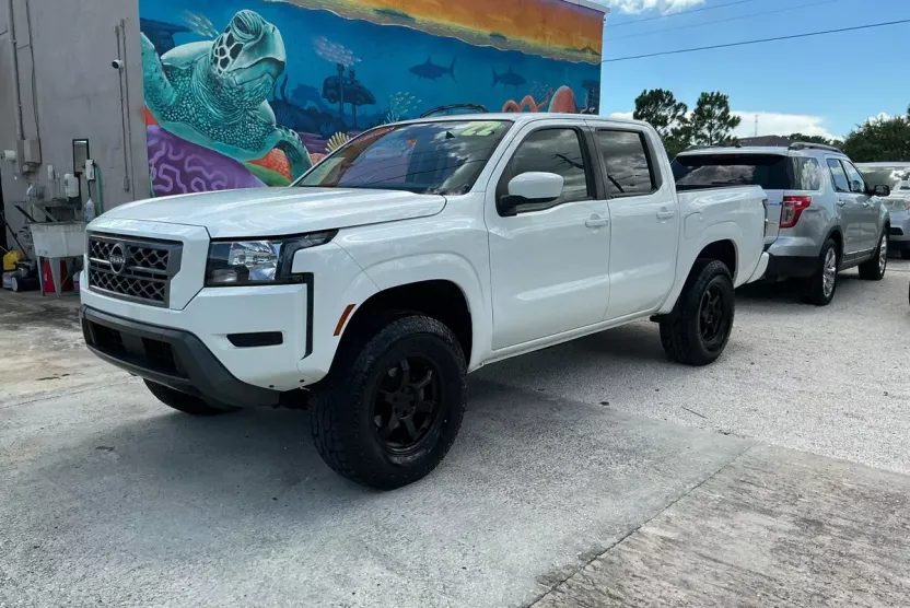 2022 Nissan Frontier SV photo 1