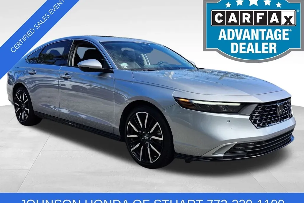 2023 Honda Accord Hybrid Touring photo 1