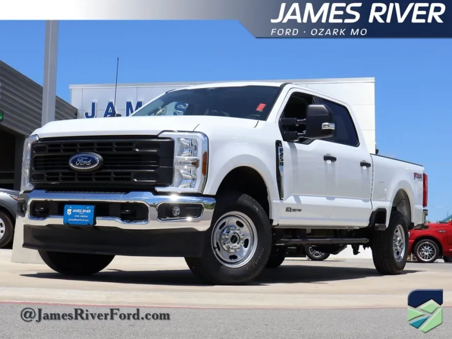 2025 Ford F-250 XL photo 1