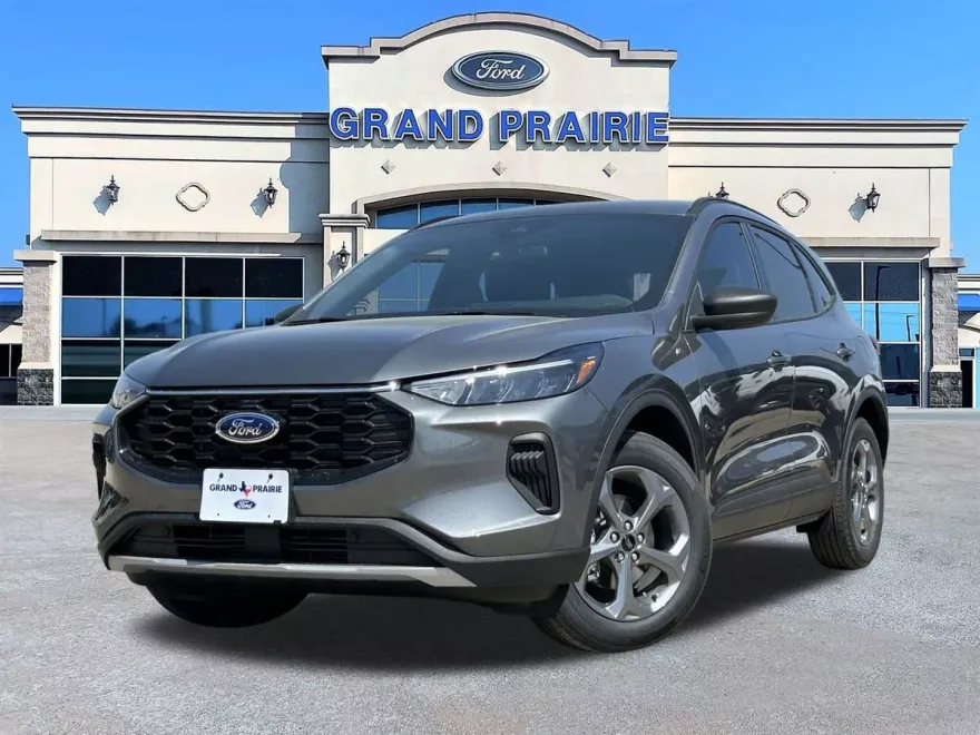 2025 Ford Escape ST-Line photo 1
