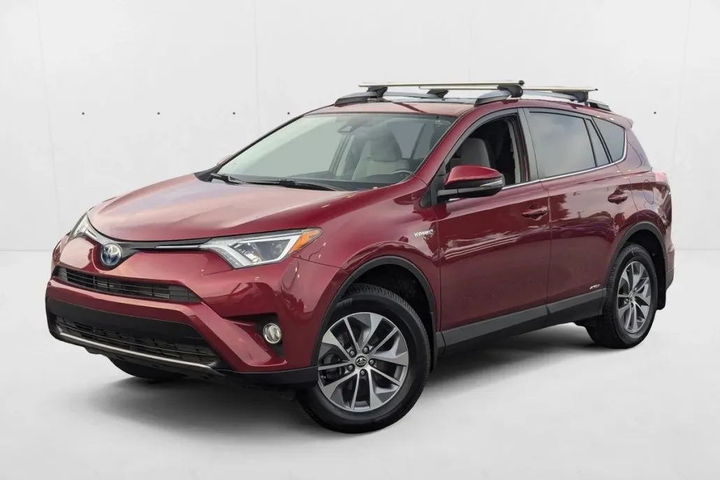 2018 Toyota RAV4 Hybrid XLE photo 1