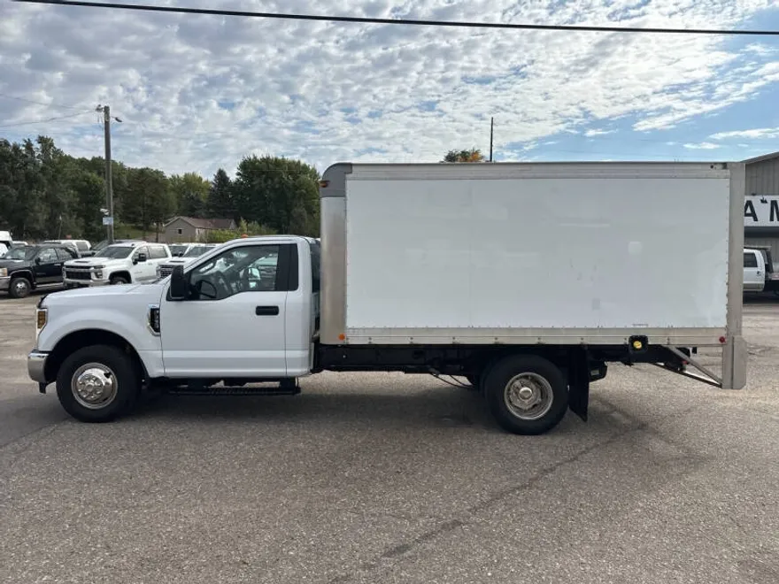 2018 Ford F-350 XL photo 1