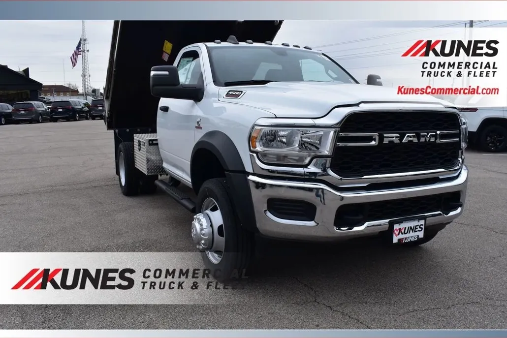 2024 Ram 4500 photo 1