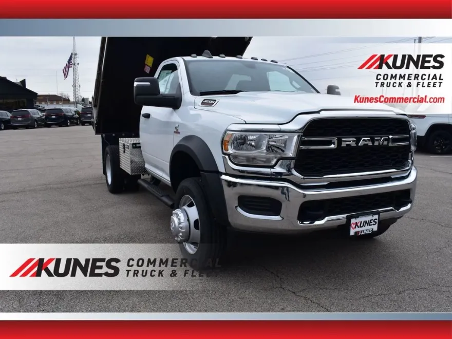 2024 Ram 4500 photo 1