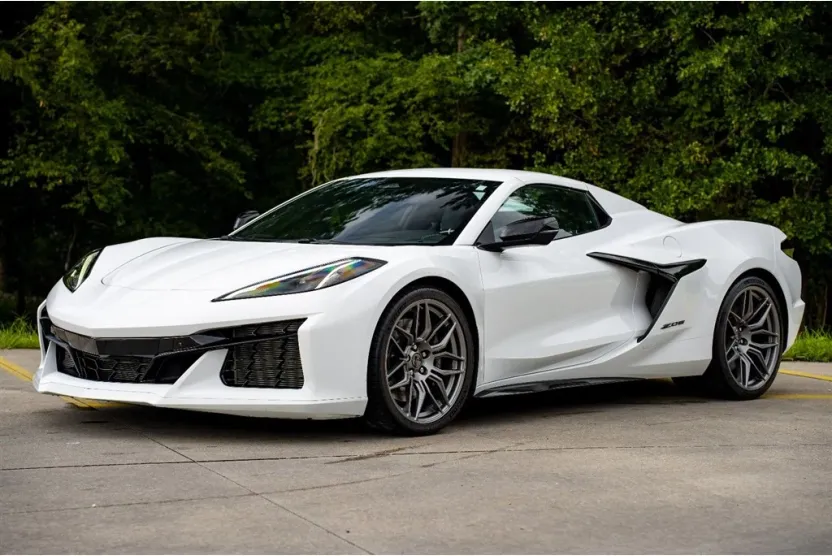 2024 Chevrolet Corvette Z06 Convertible 3LZ photo 1