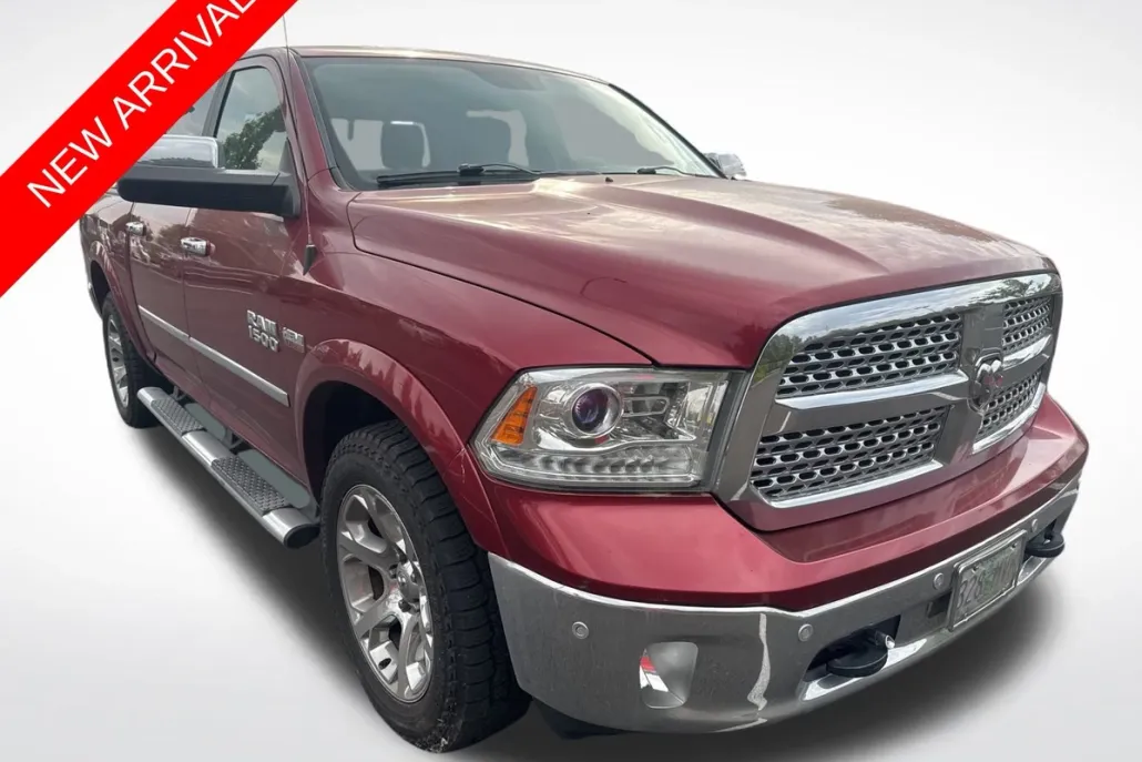 2015 Ram 1500 Laramie photo 1