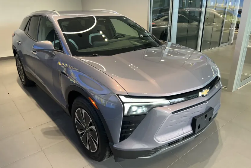 2025 Chevrolet Blazer EV photo 1