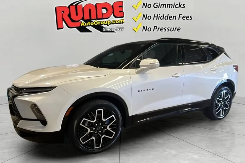2024 Chevrolet Blazer RS photo 1