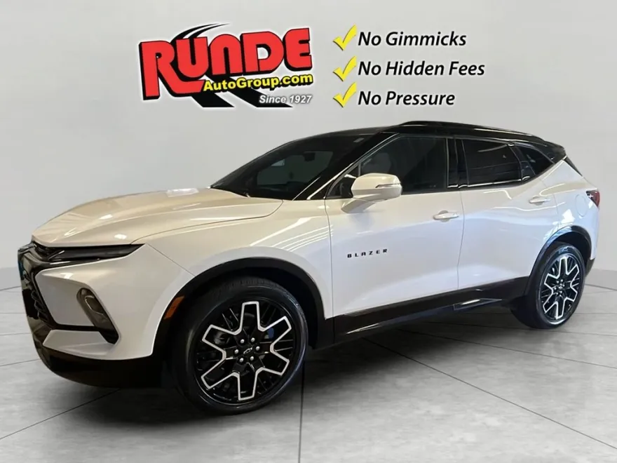 2024 Chevrolet Blazer RS photo 1