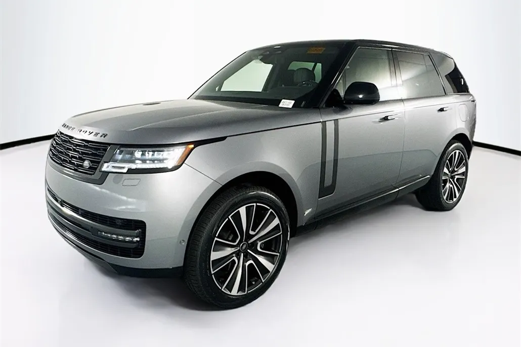 2025 Land Rover Range Rover SE photo 1