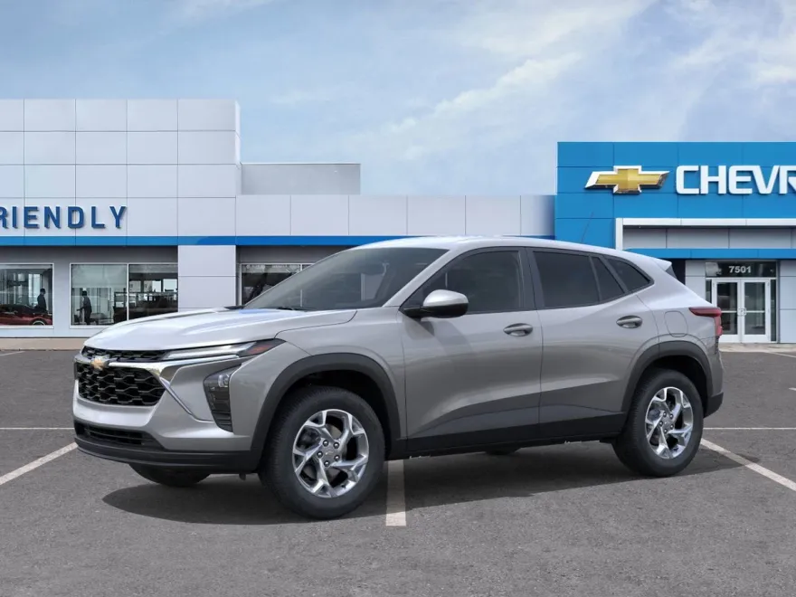 2026 Chevrolet Trax LS photo 1