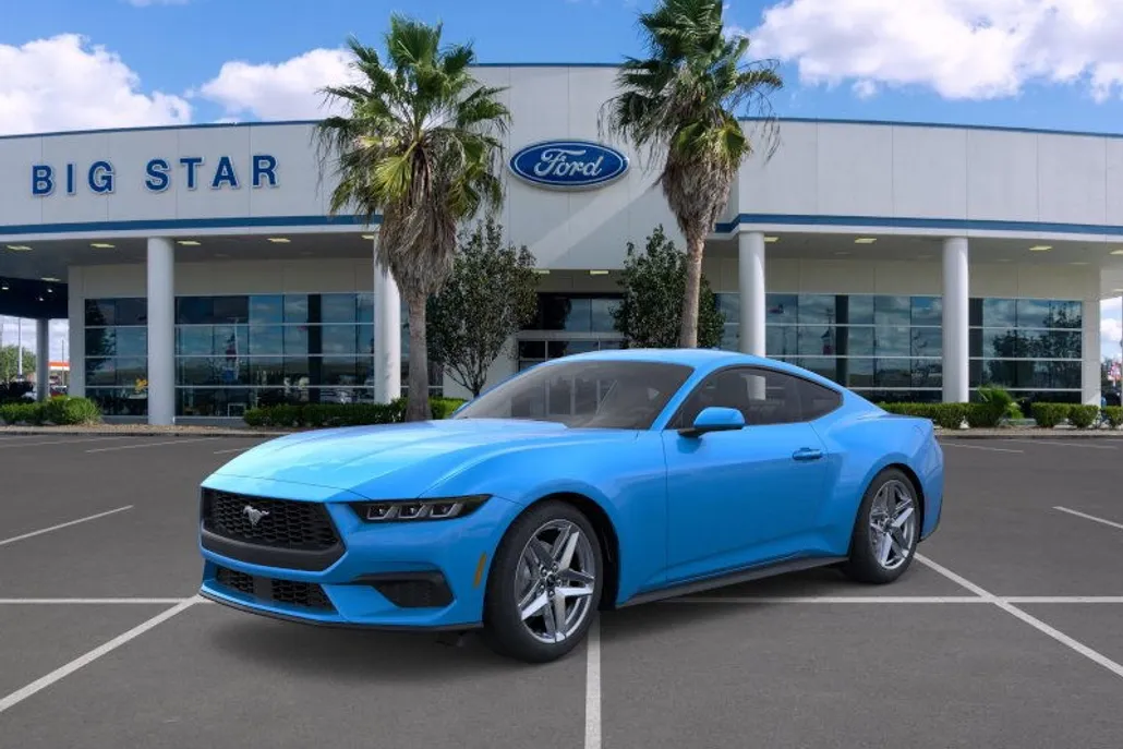 2025 Ford Mustang EcoBoost photo 1
