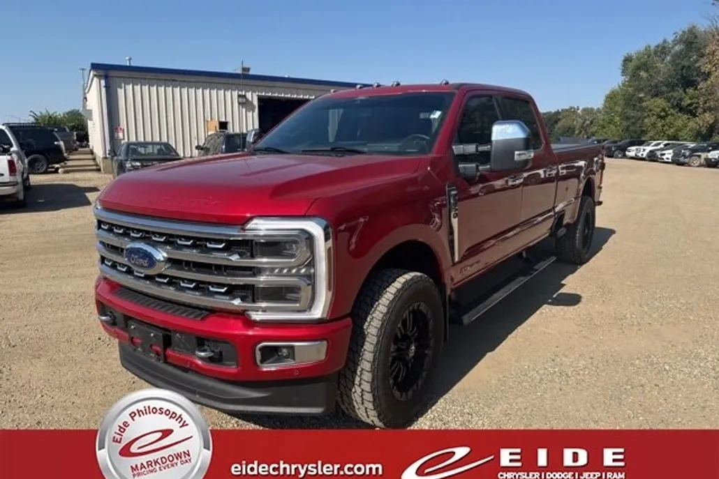2024 Ford F-250 Platinum photo 1
