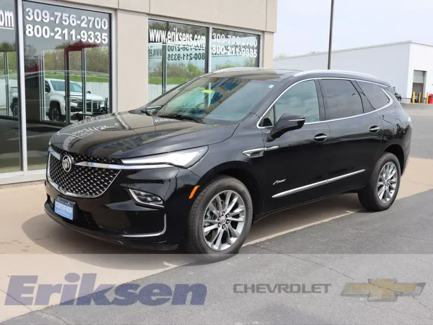 2024 Buick Enclave Avenir photo 1