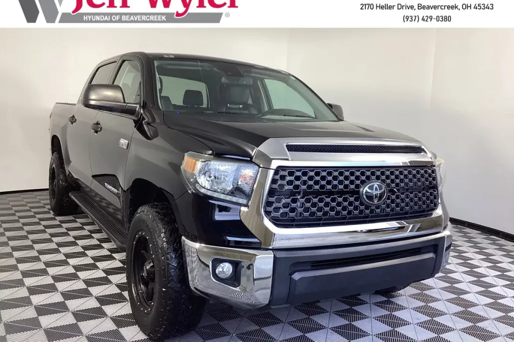 2020 Toyota Tundra SR5 CrewMax photo 1