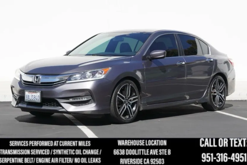 2017 Honda Accord Sport photo 1