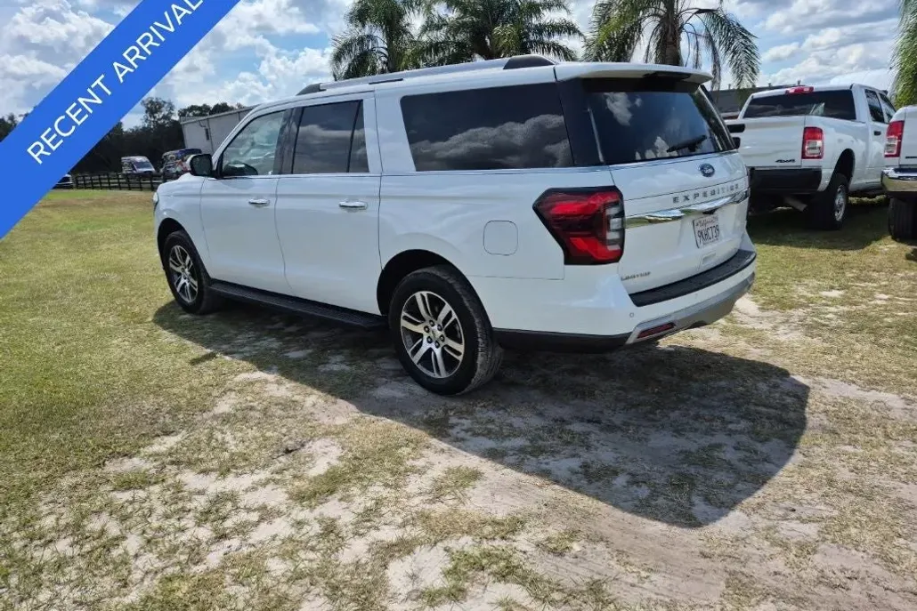 2024 Ford Expedition MAX Limited photo 1