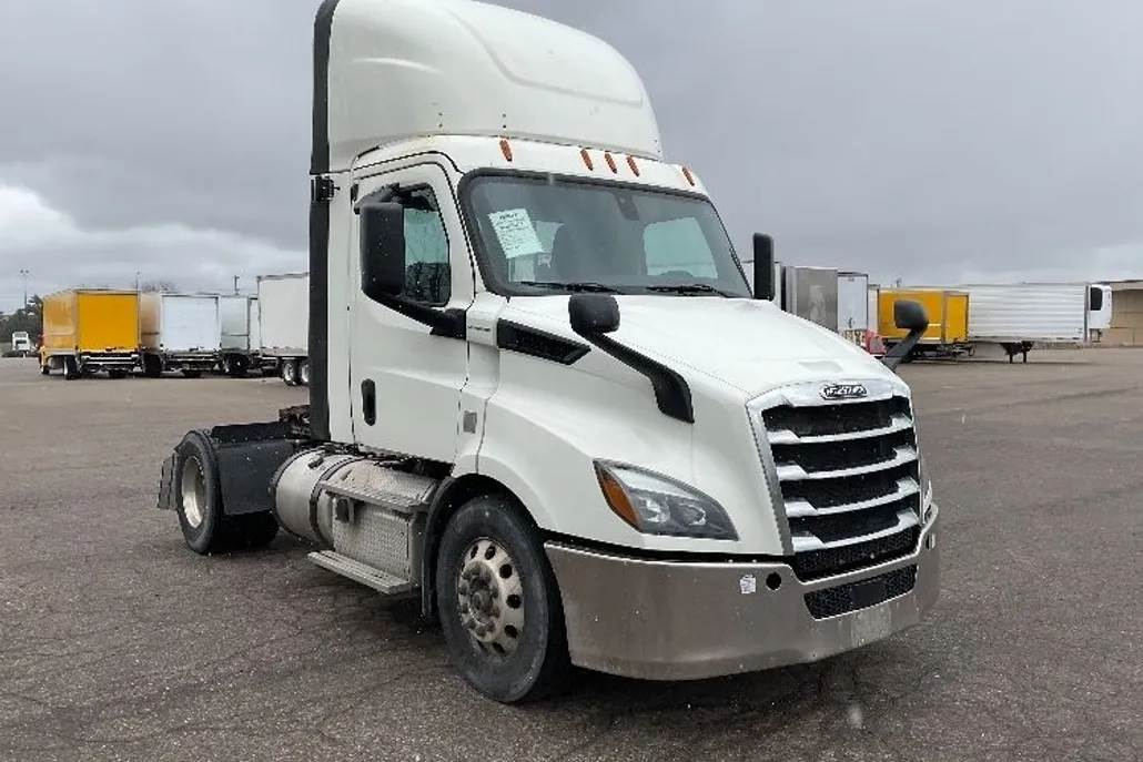 2019 Freightliner Cascadia 116" Day cab photo 1