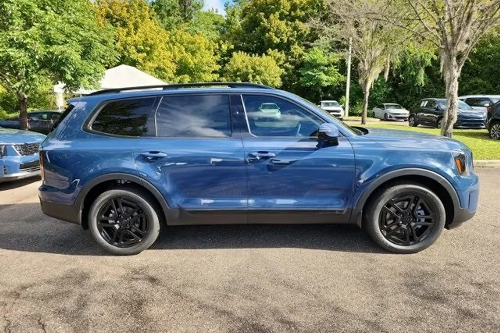 2025 Kia Telluride X-Line photo 1