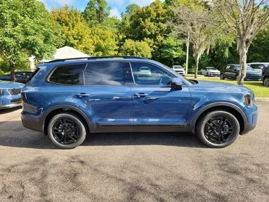 2025 Kia Telluride X-Line photo 1