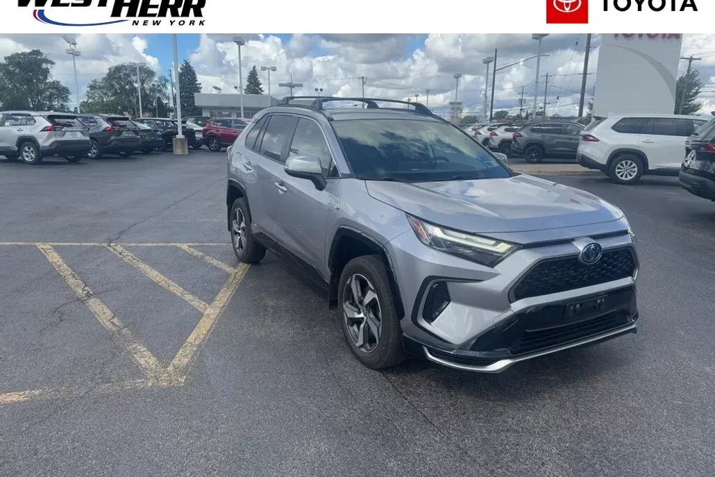 2023 Toyota RAV4 Prime SE photo 1