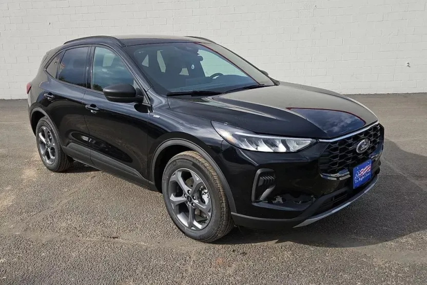 2025 Ford Escape Hybrid ST-Line photo 1