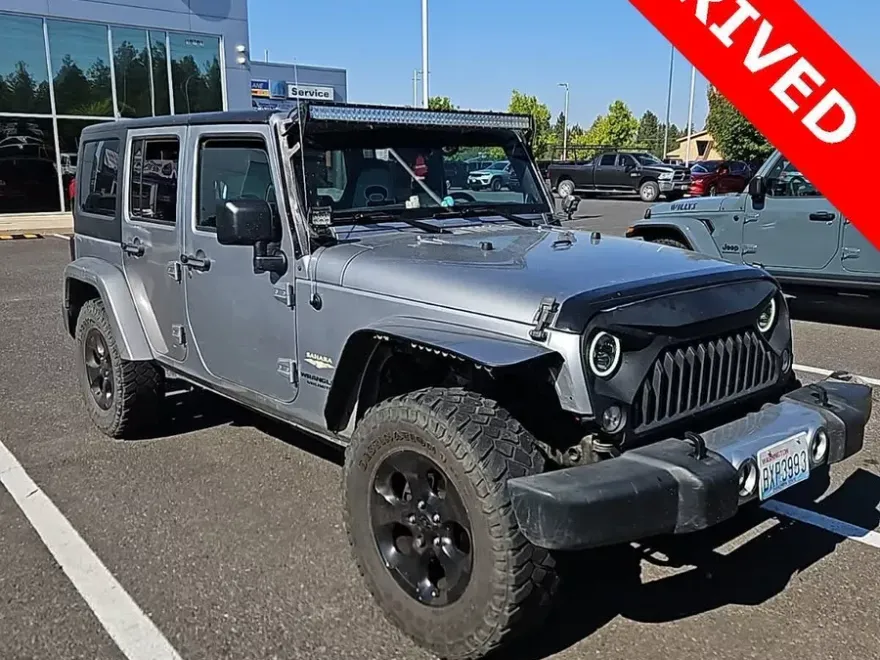 2014 Jeep Wrangler Unlimited Sahara photo 1
