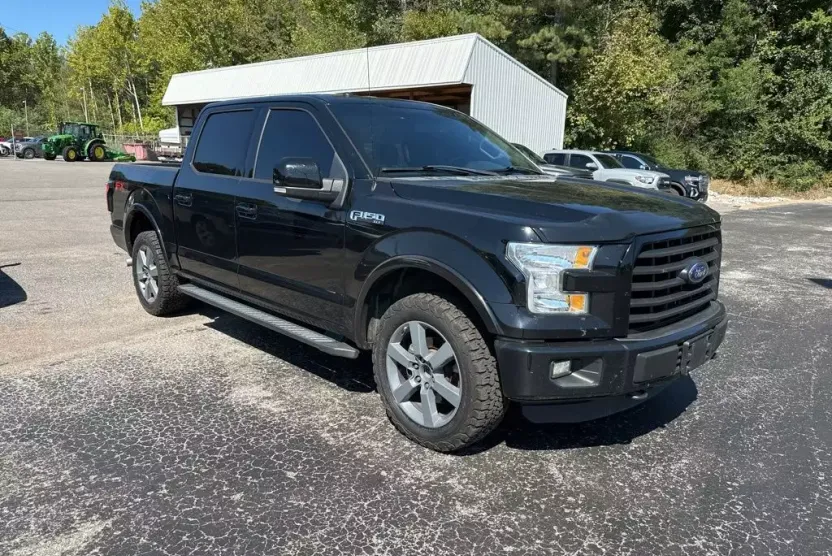 2016 Ford F-150 XLT photo 1